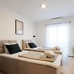 Casa Διαμέρισμα *