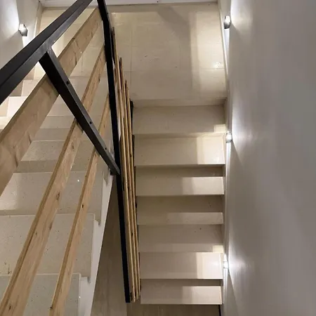 Casa * Donji Zemunik