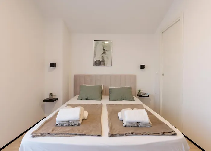 Casa *