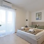 Casa * Donji Zemunik